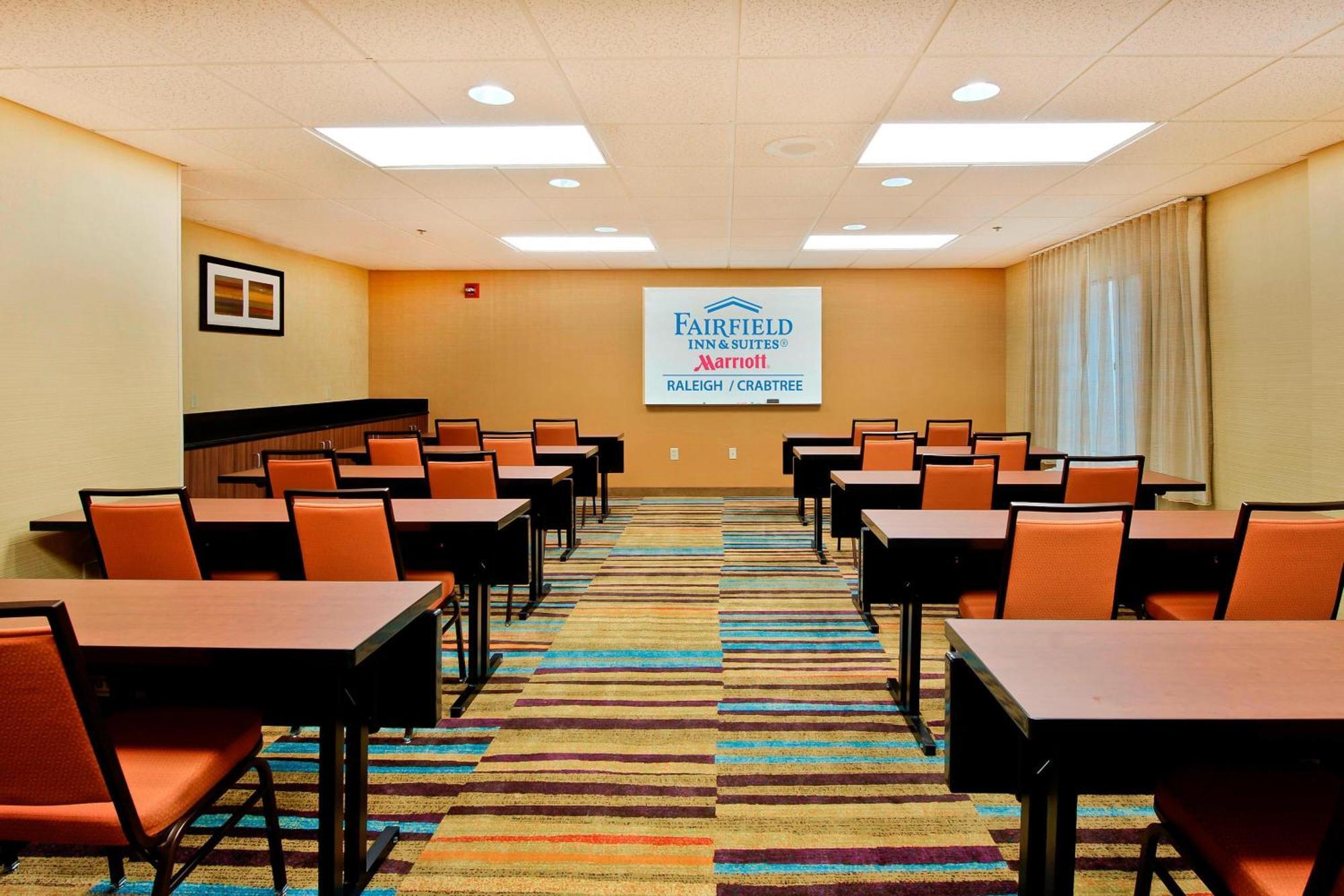 Fairfield Inn & Suites Raleigh Crabtree Valley Exterior foto
